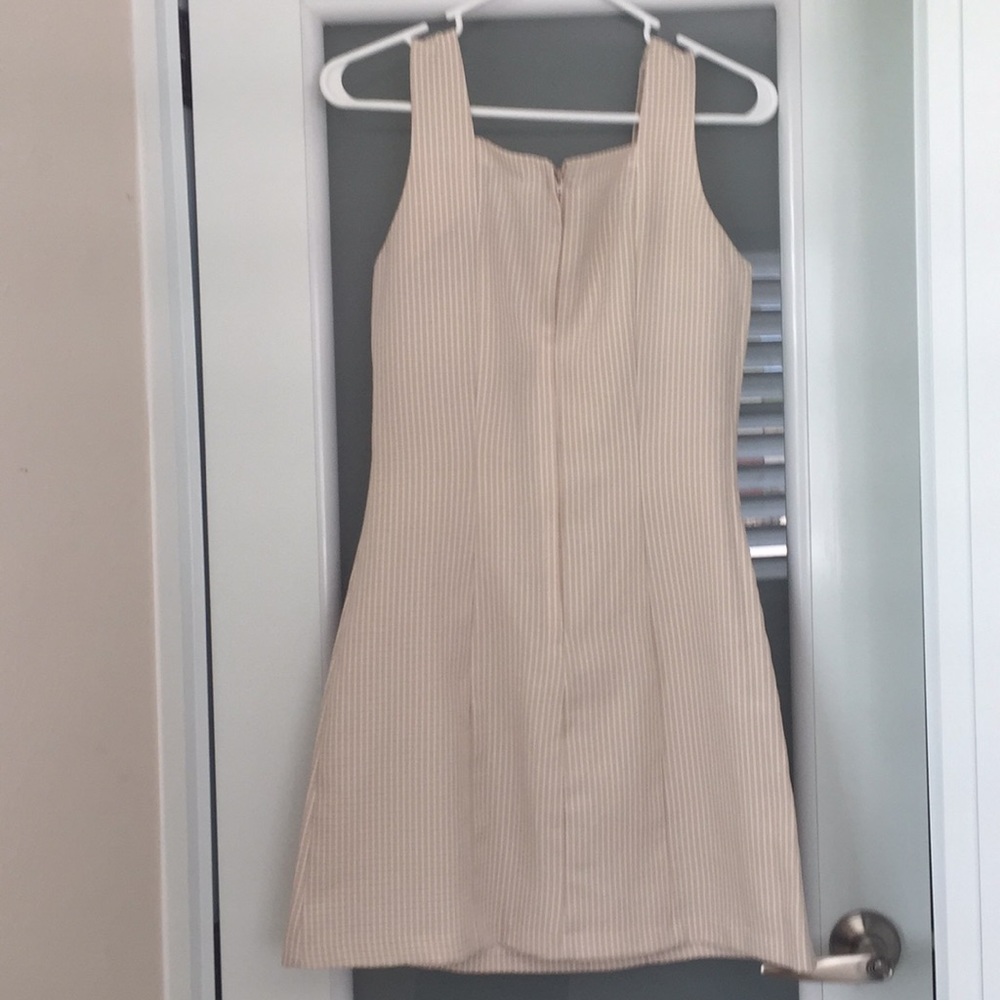 Dress 👗 - Picture 2 of 3